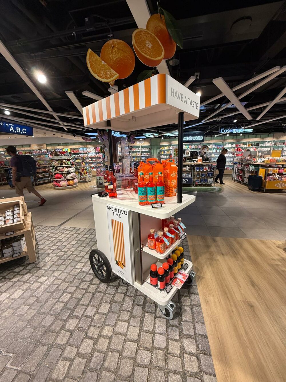 Jak zaprojektować POS permanentny, który nie zestarzeje się po jednej kampanii?